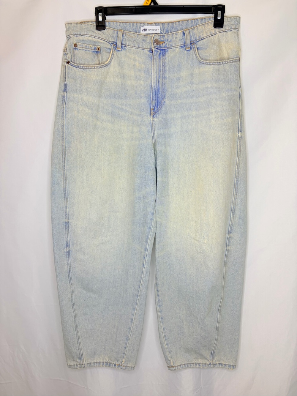 Zara Light Wash Barrel Leg Jeans Womens Size 14 Curved Leg Balloon Denim